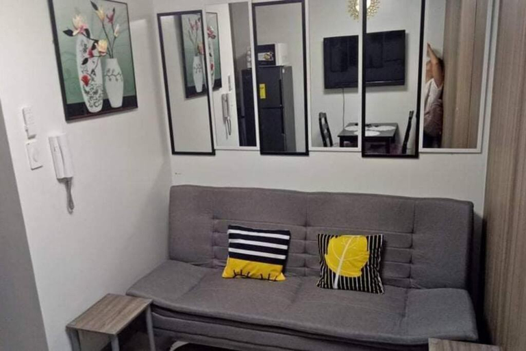 Others 5, Mall of Asia-Shore2 1BR Bal WiFi Netflix Pool 4Pax, Pasay City