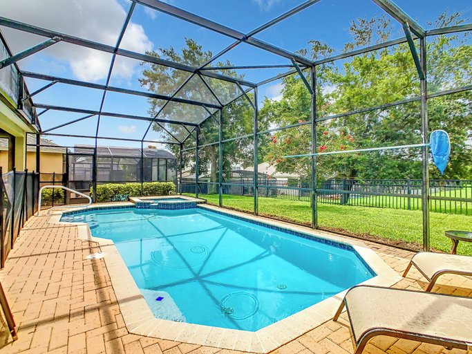 Sport & Beauty 5, Comrow Castle Magical Getaway, Osceola