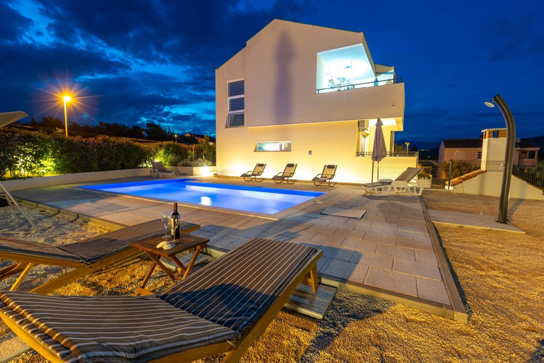 Exterior view 3, VILLA DONNA, Novigrad