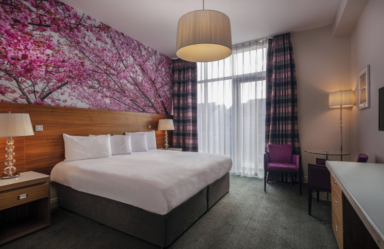 Bedroom 2, Moyvalley Hotel & Golf Resort