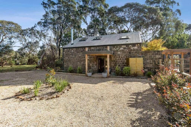 Woodlands Retreat, Greater Geelong - Pt B