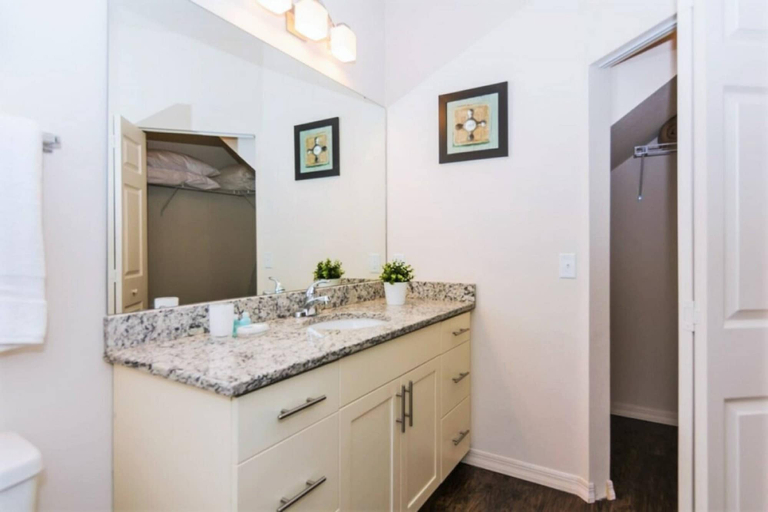 Bathroom 3, Beautiful Townhouse Next to Disney Parks 24, Osceola