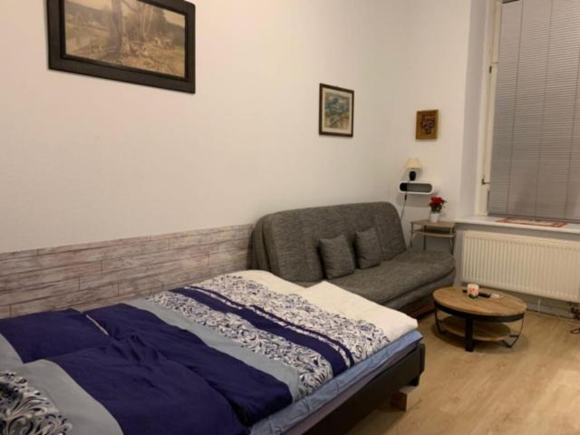 Bedroom 3, Pension Lotti Friedrichshain, Berlin