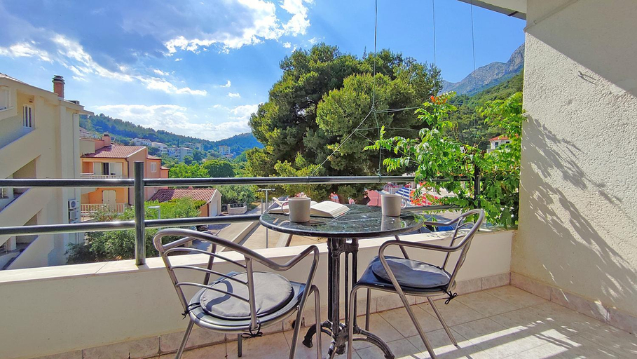 Others 2, Apartmani Bodo, Gradac