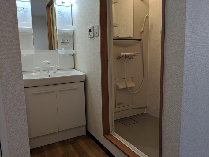 Bathroom 3, Hotel de Machi, Fujiyoshida