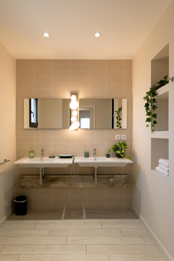 Bathroom 2, Villas les Capucines, Hérault