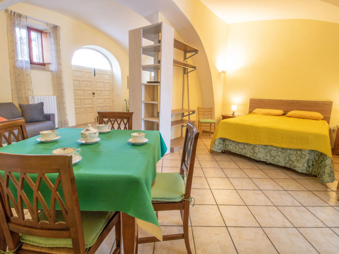 Bedroom 2, Apartment Kiwi e L'uva - Tuscia by Interhome, Viterbo