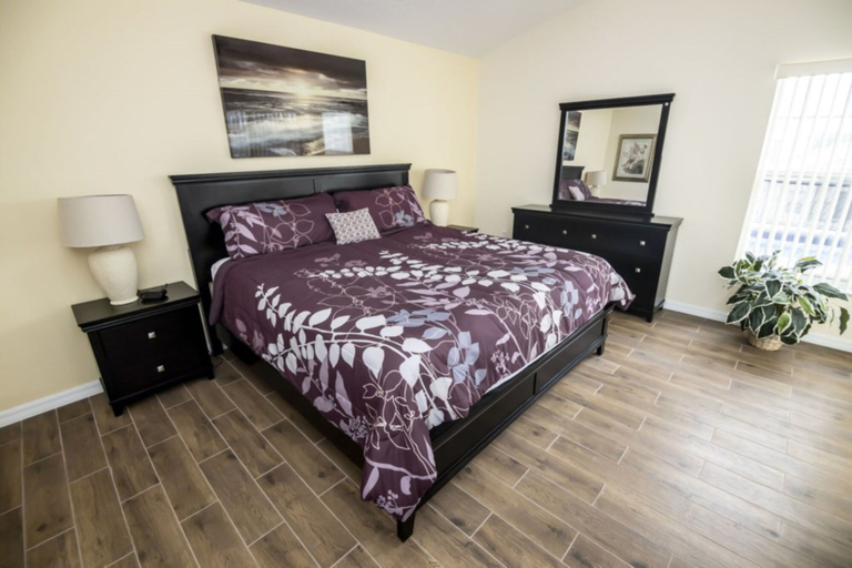 Bedroom 2, Kevin's Highgate Park Vacation Home, Polk