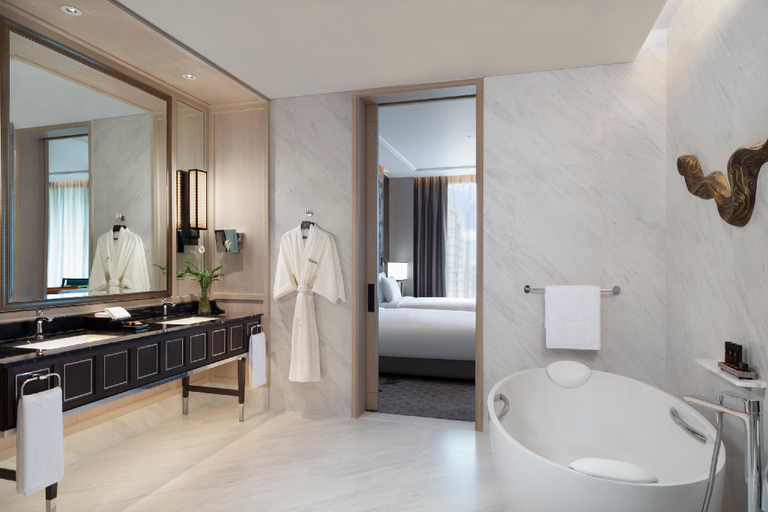 Bathroom 7