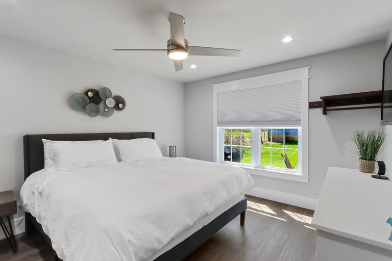 Bedroom 4, Williams Bay House - Cherry Street Retreat, Walworth