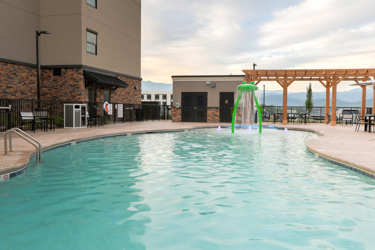 Sport & Beauty 3, Staybridge Suites PIGEON FORGE - SMOKY MTNS, Sevier
