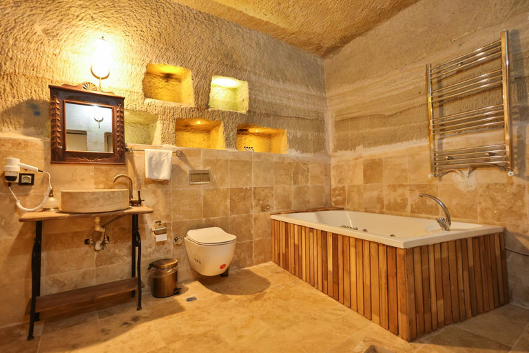 Bathroom 5, Travel Inn Cave Hotel, Nevşehir