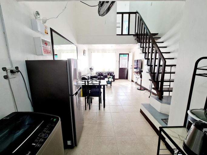 Others 4, Calapan Guest House in a Subdivision near Mall L41, Calapan City