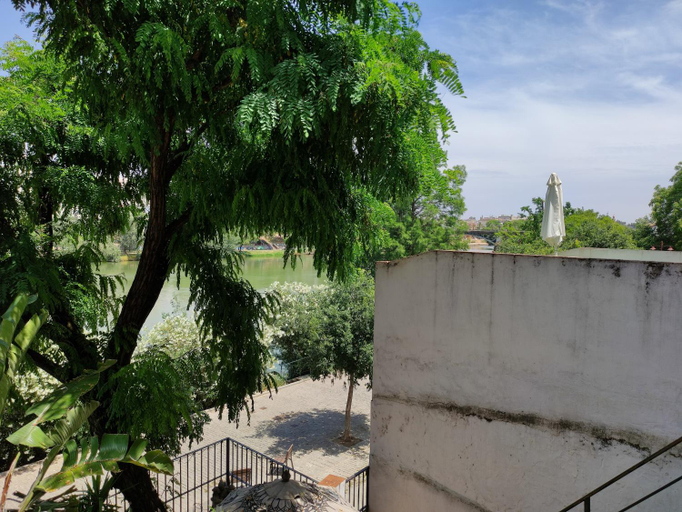Others 5, Almona junto al rio - Kainga Homes, Sevilla