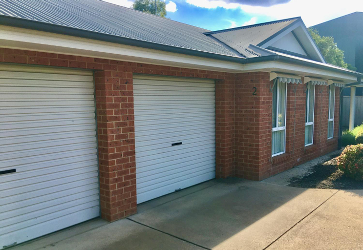 Exterior & Views 1, Wagga Apartments #7, Wagga Wagga - Pt A
