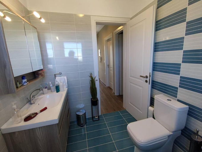 5, The Bright House a two-storey maisonette in Loutraki, Peloponnese