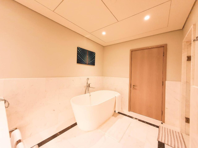 Others 5, ORION, Dubai