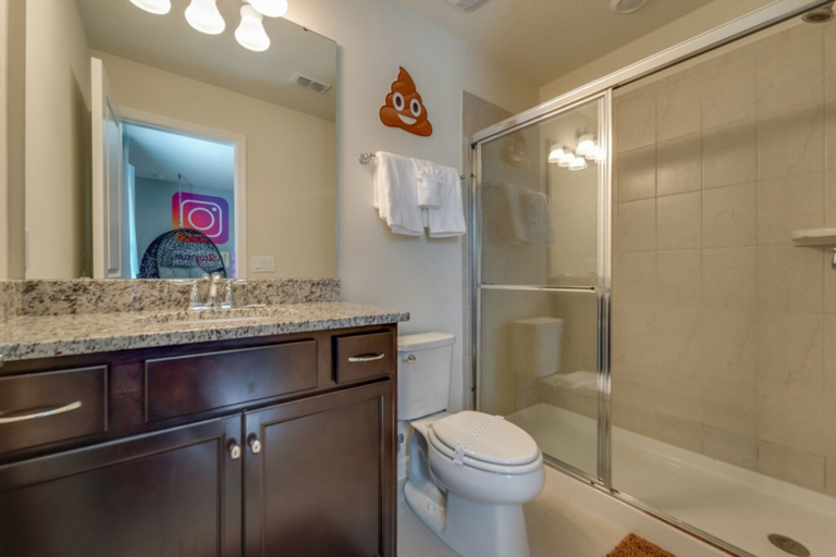 Bathroom 3, Best Windsor Island House, Polk
