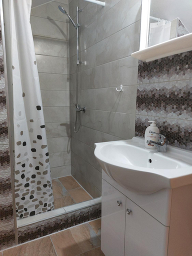 Bathroom 3, Cabana Rustica Georgeta, Zarnesti