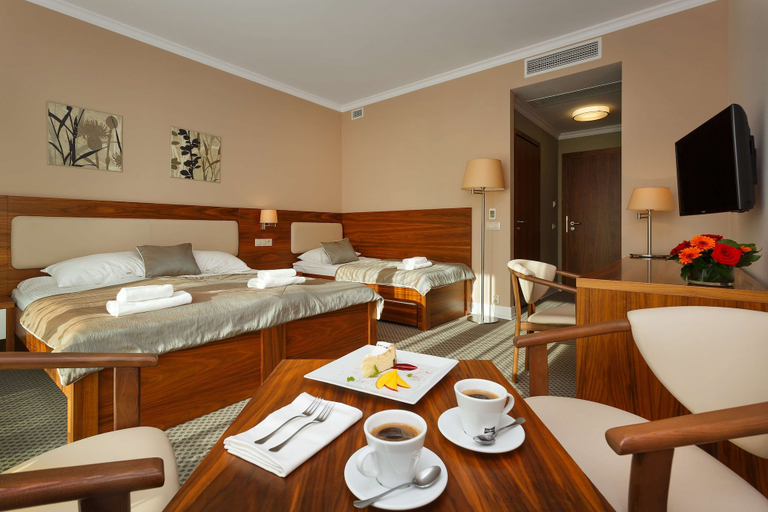 Bedroom 3, Best Western Hotel Jurata, Puck