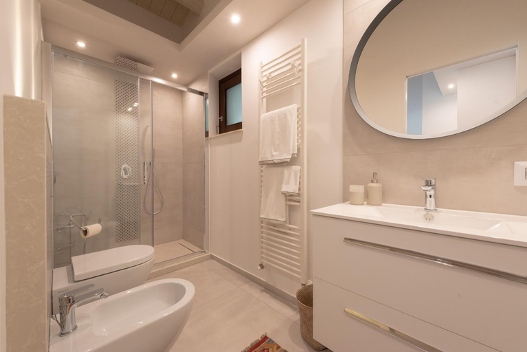 Bathroom 3, Villa Angelina - IsulaTravel, Ragusa