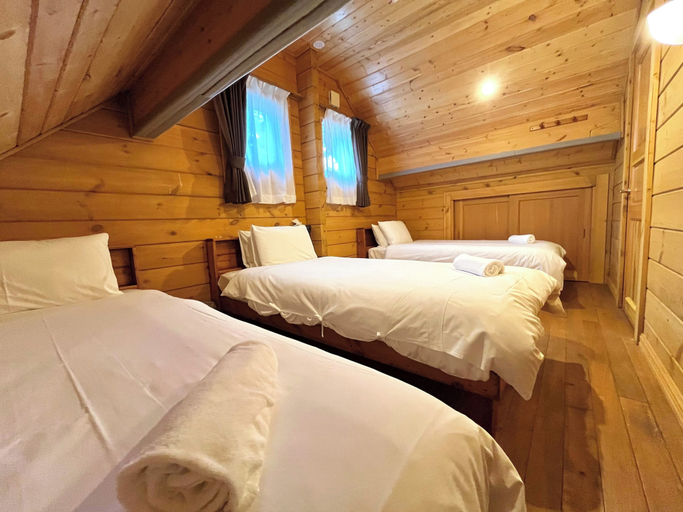 Bedroom 3, HAL Cottage, Hakuba