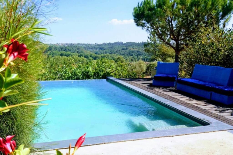 2, Private Villa with pool and magnificent view, Ourém