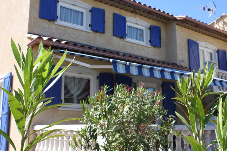 Others 4, Villa Prestige cote calme du domaine de vacances - 8 pers 4 ch 2 sdb 120m2, Var