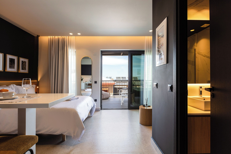 Bedroom 5, Porta Suites, Crete