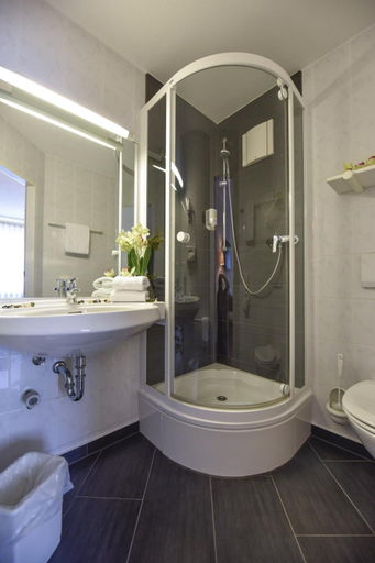 Bathroom 6