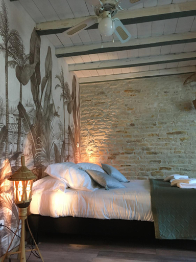 Bedroom 2, Au Domaine du Petit Cercoux, Charente-Maritime