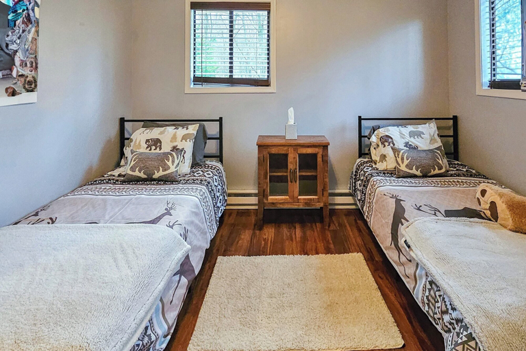 Bedroom 2, Pond Place by Avantstay Game Room, Deck, Fire Pit, Monroe