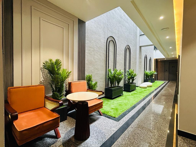 Public Area, Five Element Goldleaf-Haldwani, Nainital