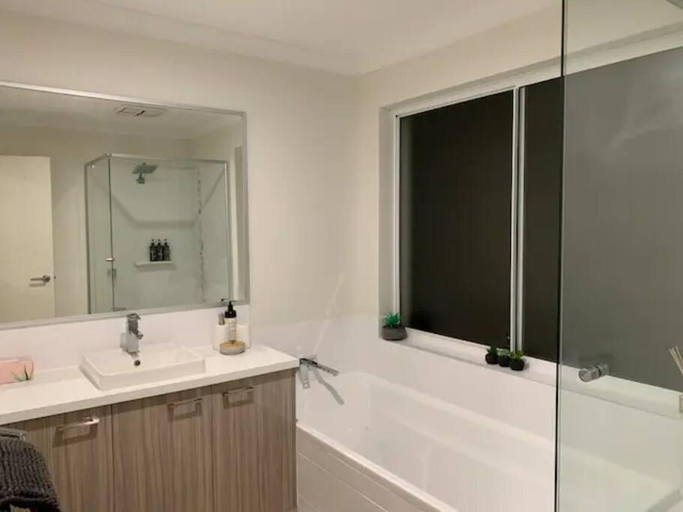 Others 4, Sandpiper Island Tranquil Waterfront Views & Jetty, Mandurah