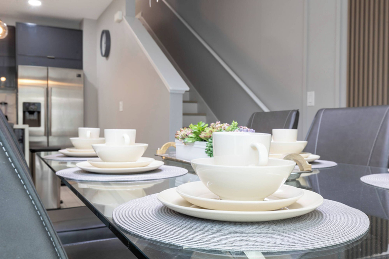Food & Drinks, Luxury Remodeled Home W/splash Pool Near Disney 31, Osceola