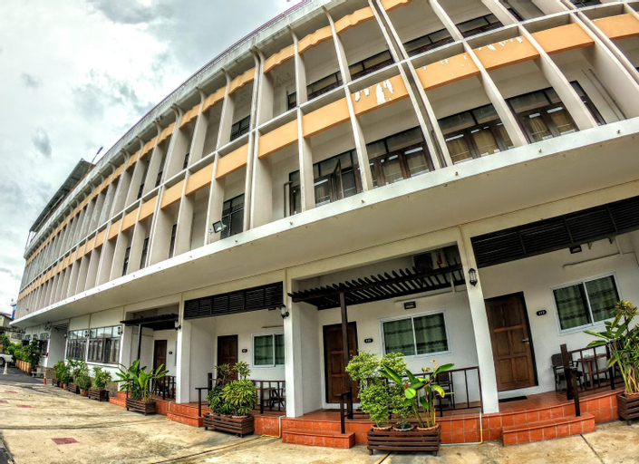 Thai Hotel, Muang Buri Ram