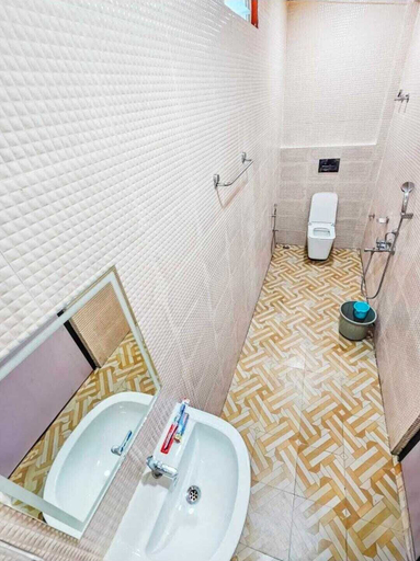 Bathroom, Hotel Bandu By GRB, East Siang