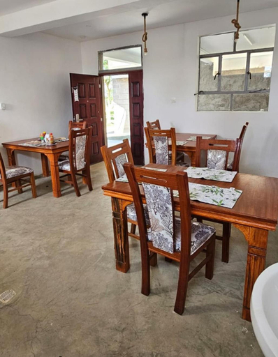 Others 5, Lala Inn Kikopey, Gilgil