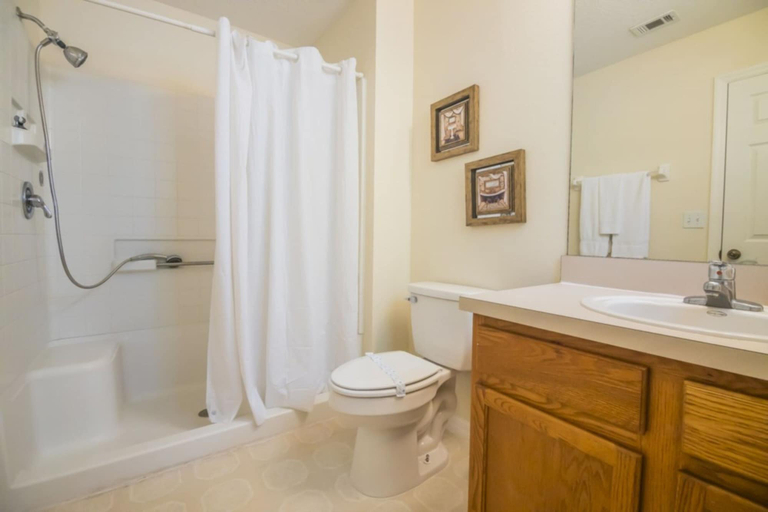 Bathroom 3, Rolando's Emerald Island Resort Townhouse, Osceola