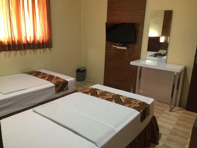 Bedroom 8