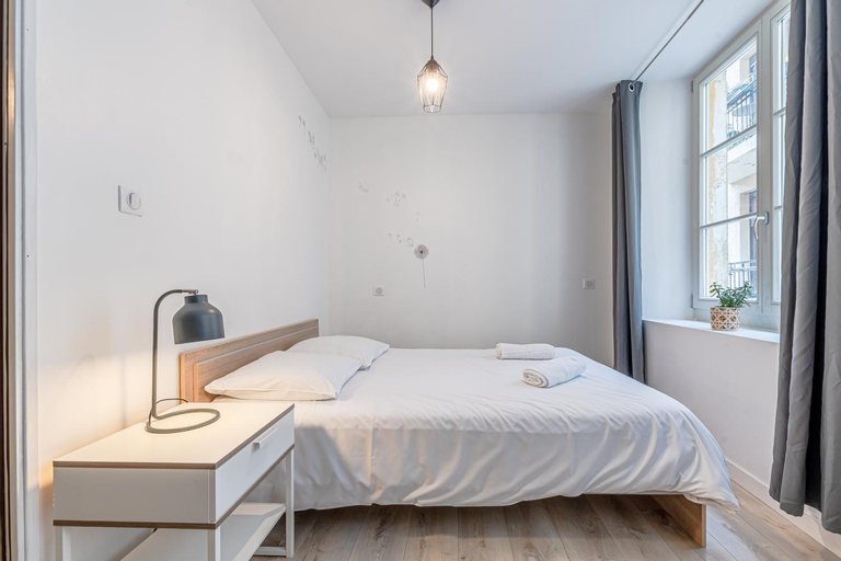 Bedroom 2, Appartement en centre pietonnier proche de la gare, Moselle