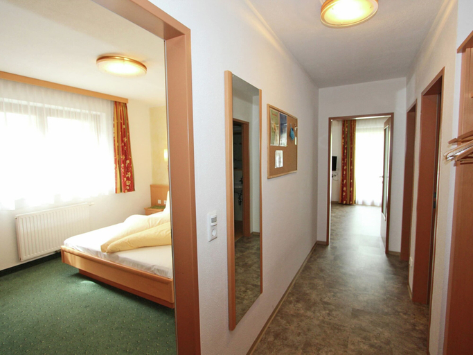 Bedroom 3, Apartment in Kaltenbach Near Ski Lift, Schwaz