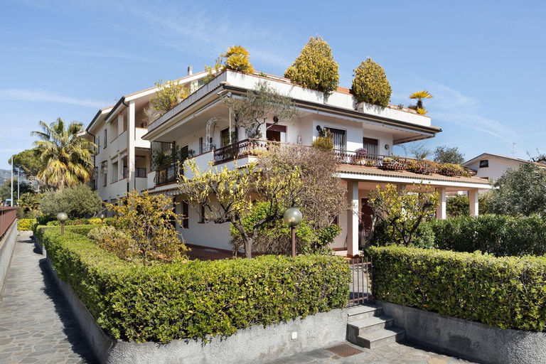 Casa di Oleg, Imperia