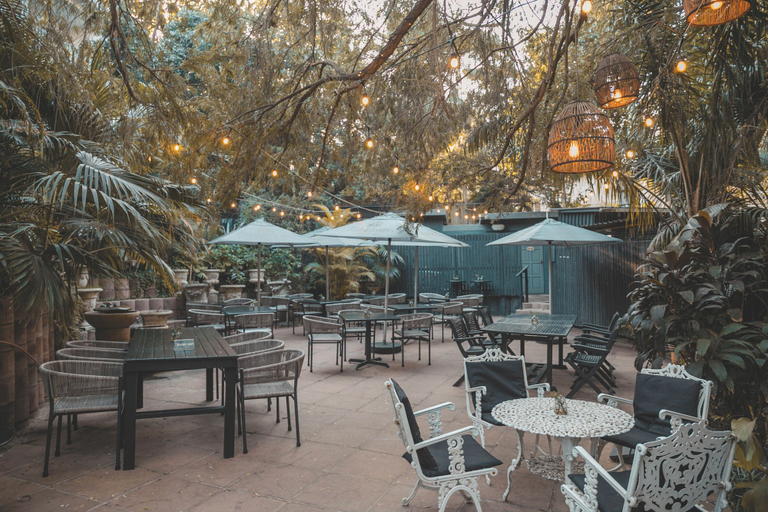 Food & Drinks 5, Beside Still Waters Boutique Hotel, eThekwini