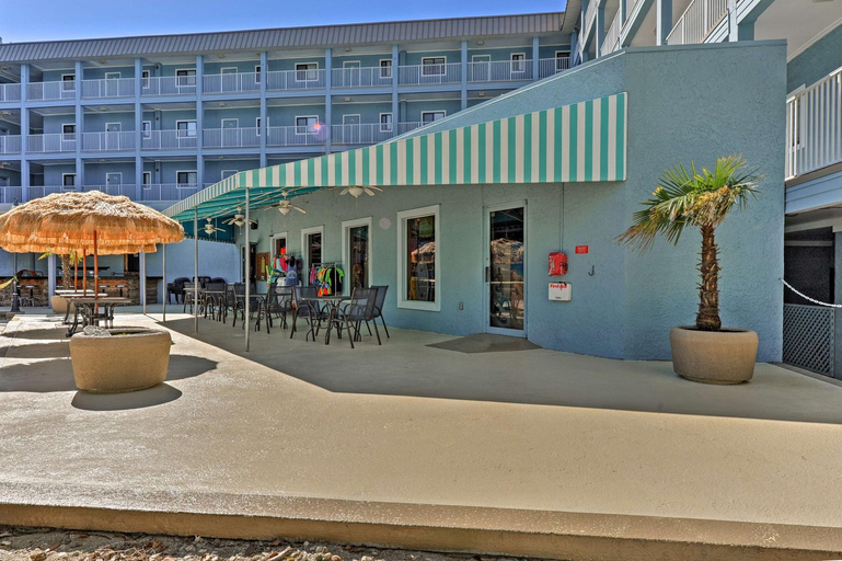 Others 2, Ocean Views and 3 Pools Hilton Head Resort Condo, Beaufort