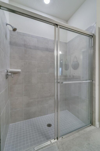 Bathroom 3, Living Large on Lelani, Polk