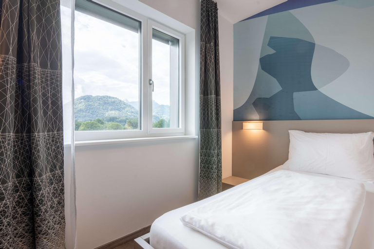 Bedroom 17