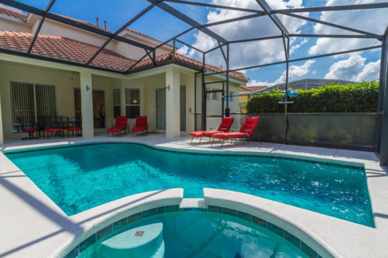 Sport & Beauty 4, Jagjit's Tuscan Hills Vacation Home, Polk
