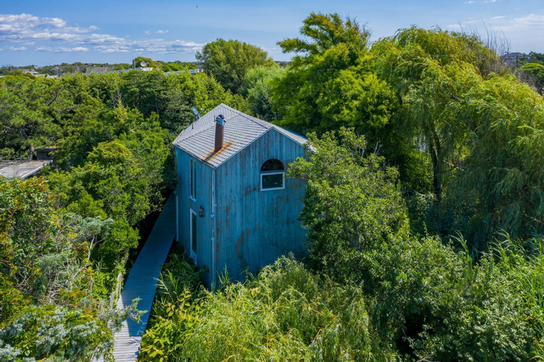 Pura Vida, Suffolk