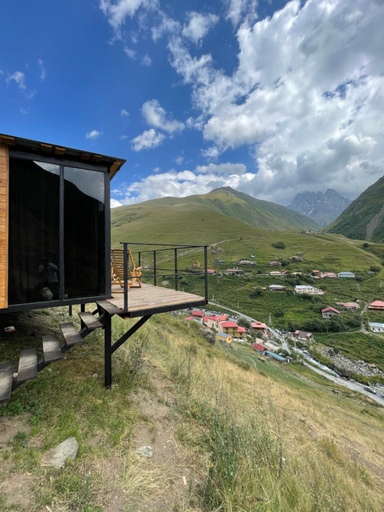 Others 4, Pirdapira, Kazbegi